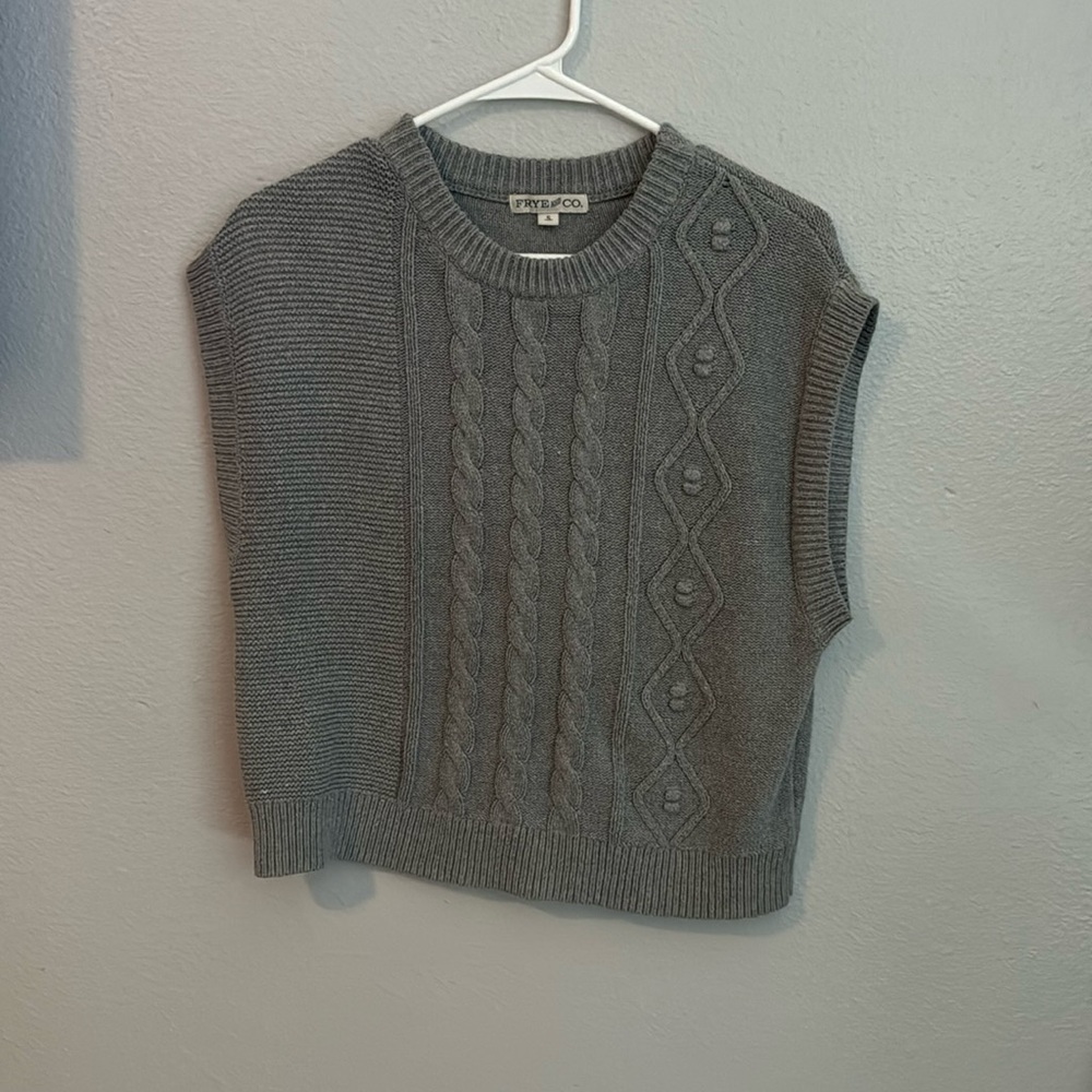 Grey sweater